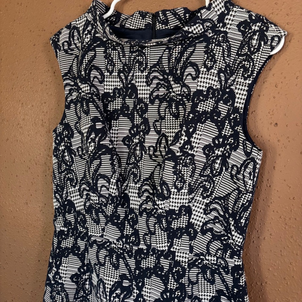 Brooks Brothers Navy White Houndstooth Floral Jacquard Sheath Dress 6 NWT $198 - Picture 3 of 10